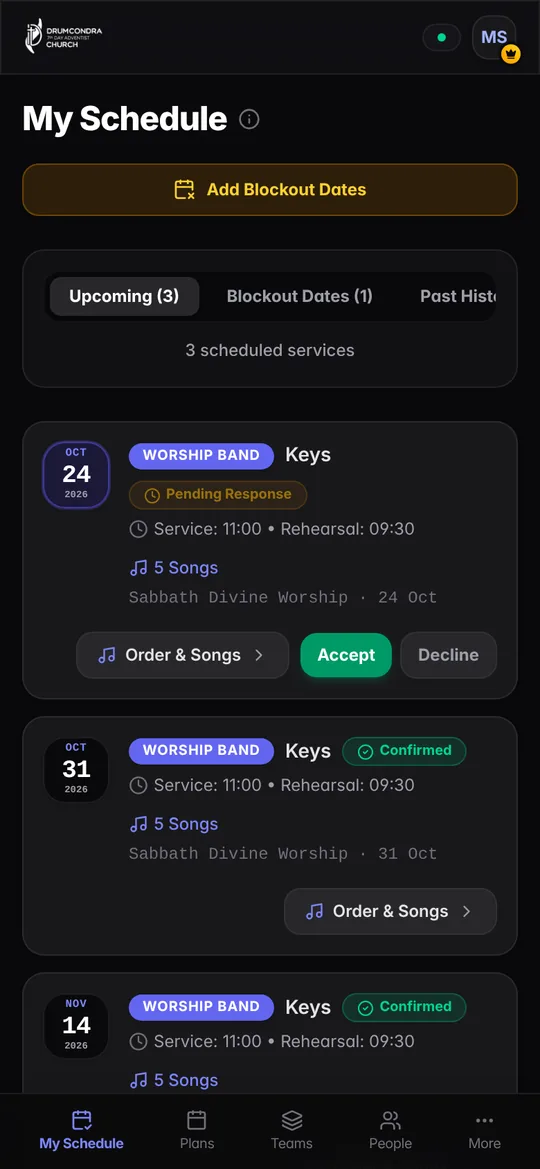 7App My Schedule screen with a pending request and Accept button